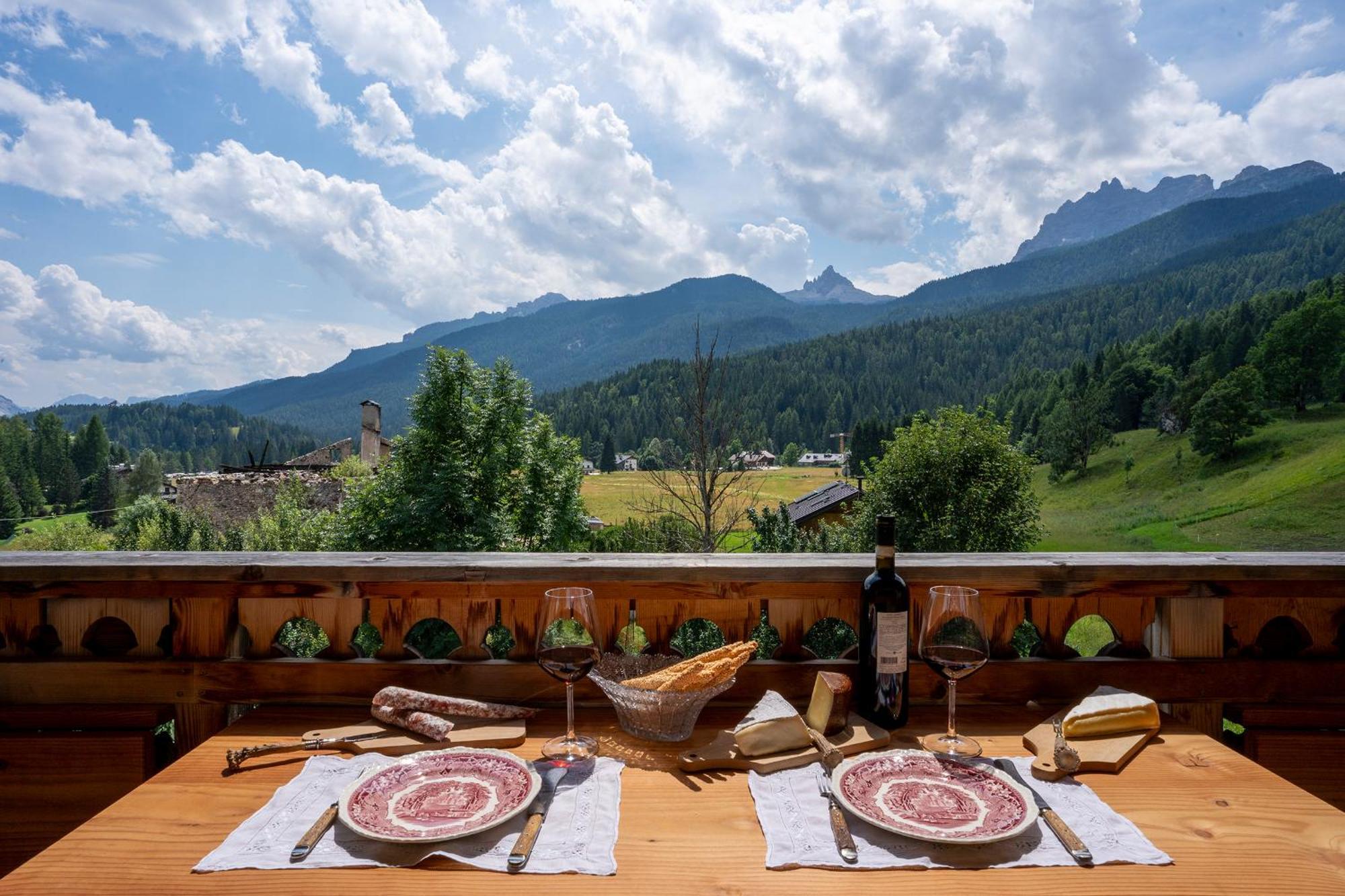 Ca Bianca Delle Dolomiti Apartment Cortina d'Ampezzo Exterior photo