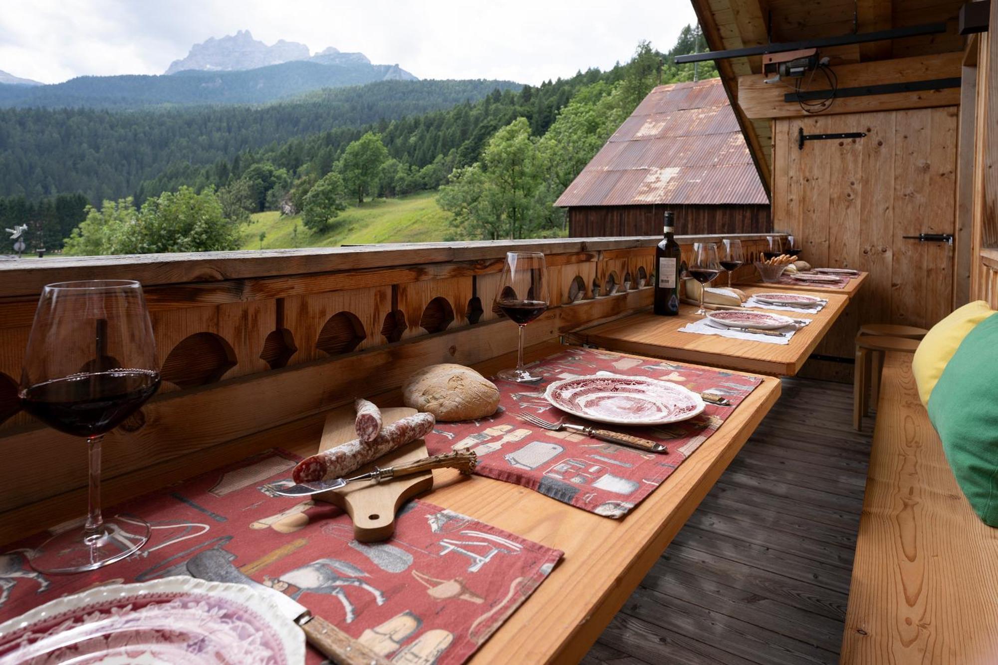 Ca Bianca Delle Dolomiti Apartment Cortina d'Ampezzo Exterior photo